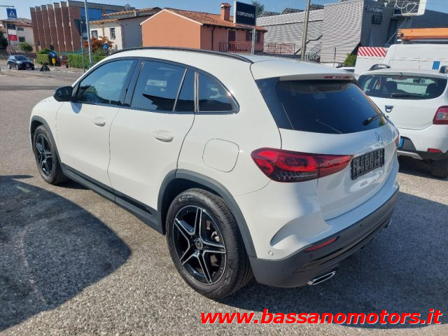 Mercedes-Benz GLA 200 Automatic AMG Line Premium - foto 4 di 4