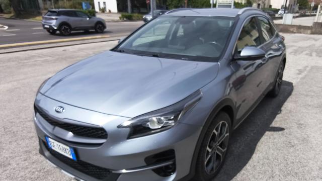 Kia XCeed 1.0 T-GDi GPL Style - foto 2 di 4
