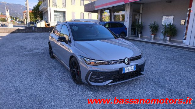 Volkswagen Golf 2.0 TSI DSG GTI - foto 2 di 4
