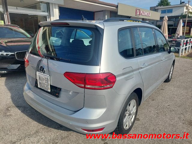 Volkswagen Touran 1.5 TSI ACT Business BlueMotion Technology - foto 4 di 4