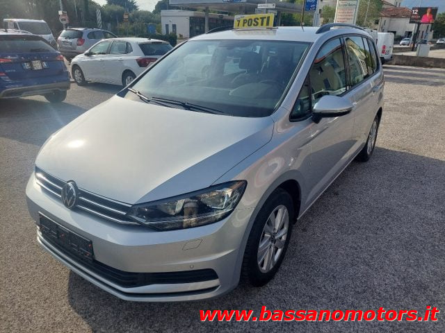 Volkswagen Touran 1.5 TSI ACT Business BlueMotion Technology - foto 2 di 4