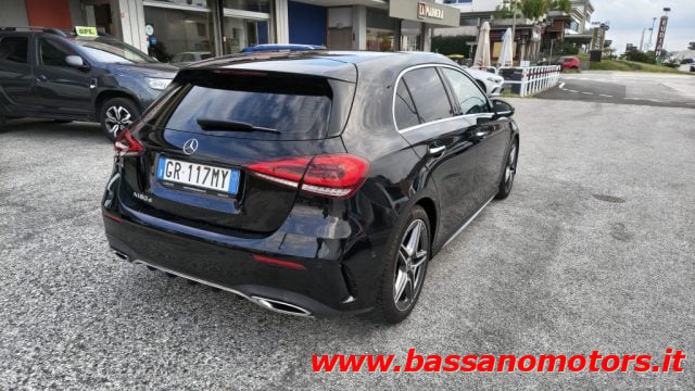 Mercedes-Benz A 180 d Automatic Premium - foto 2 di 4