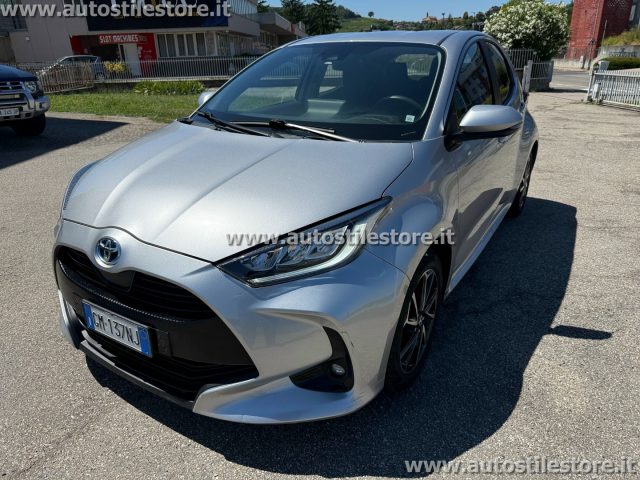 Toyota Yaris 1.5 Hybrid 5 porte Trend usato a CASTAGNITO