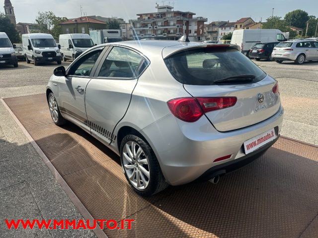 Alfa Romeo Giulietta 1.6 JTDm-2 105 CV Distinctive !!!!!! - foto 4 di 4