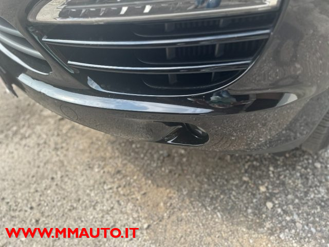 Porsche Cayenne 3.0 Diesel - foto 4 di 4