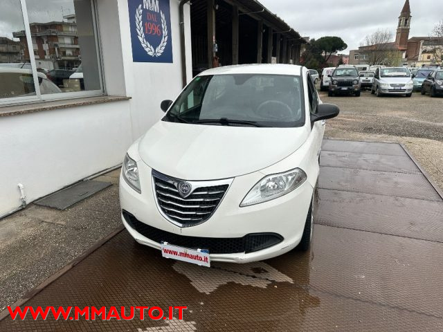 Lancia Ypsilon 1.2 69 CV 5 porte GPL Ecochic Silver CLIMA!!!! - foto 2 di 4