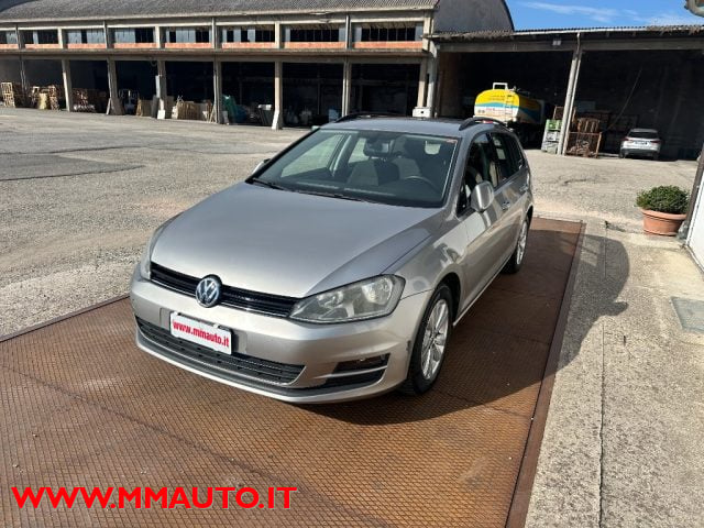 Volkswagen Golf 1.6 TDI SW Comfortline BlueMotion Technology - foto 3 di 4