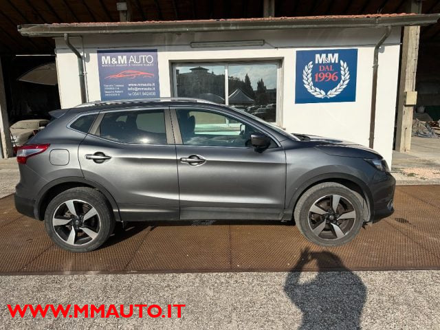 Nissan Qashqai 1.6 DIG-T 360 NAVIG!!!!!, del 2015, 79.600 km, in vendita a Savignano Sul Rubicone (FC)