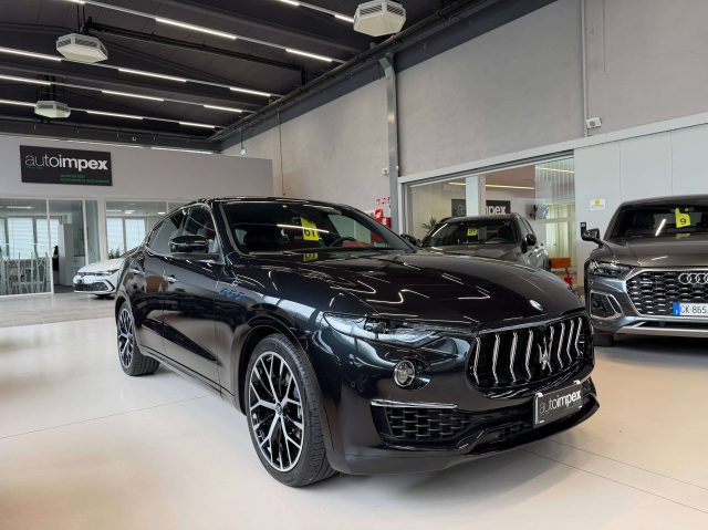 Maserati Levante 2.0 mhev GT 330cv auto 21"/SEDVENTILATI UNICO PROP usato a MERANO