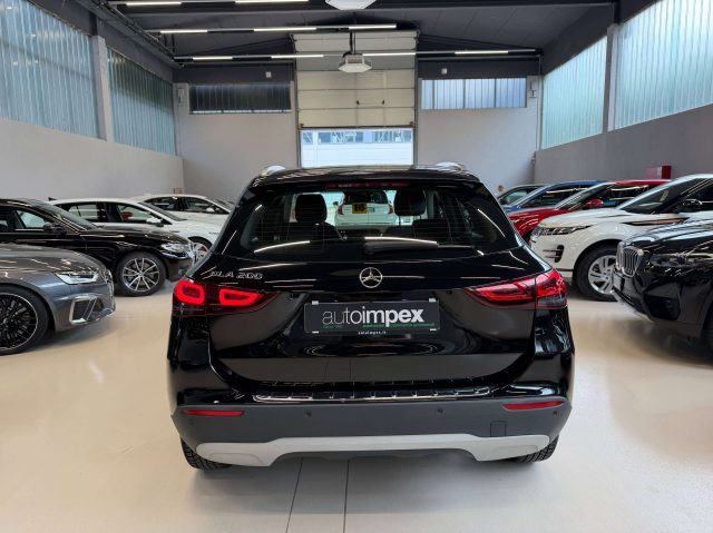 Mercedes-Benz GLA 200 auto DISTRONIC/CAMERA/WIDESCREEN UNICO PROPR - foto 4 di 4