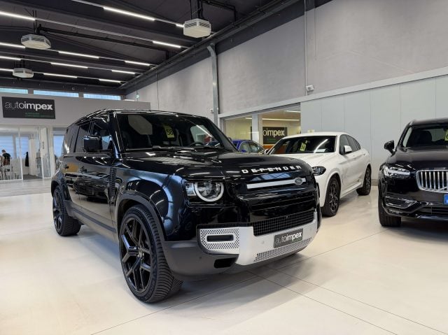 Land Rover Defender 110 3.0d mhev awd 200cv 23"/ PANORAMA/SOSPENSIONI usato a MERANO