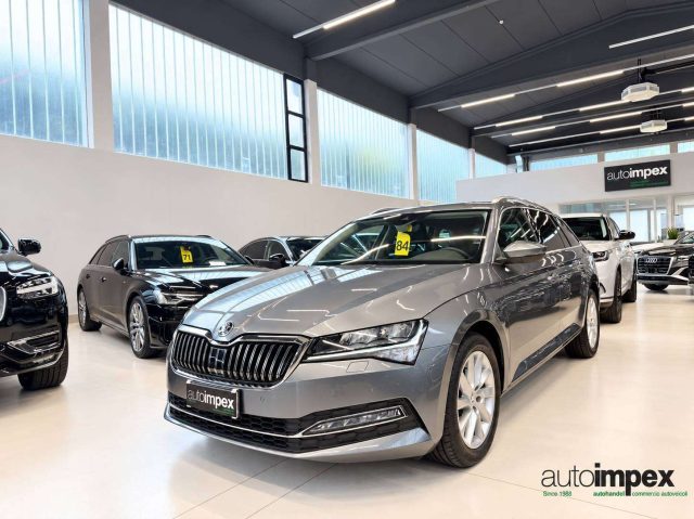 Skoda Superb Wagon 2.0 tdi Style 150cv dsg PELLE/MEMORY/LED - foto 3 di 4
