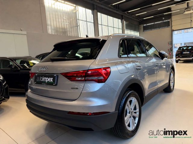 Audi Q3 40 2.0 tdi Business quattro 190cv s-tronic - foto 4 di 4