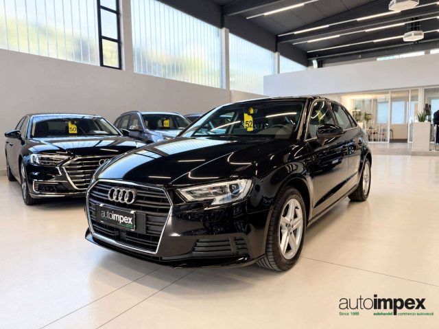 Audi A3 Sportback 30 1.0 tfsi 116cv LED/CARPLAY/SEDRISC - foto 3 di 4