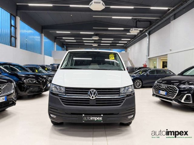 Volkswagen T6.1 Transporter 4 MOTION 5 POSTI + IVA - foto 2 di 4