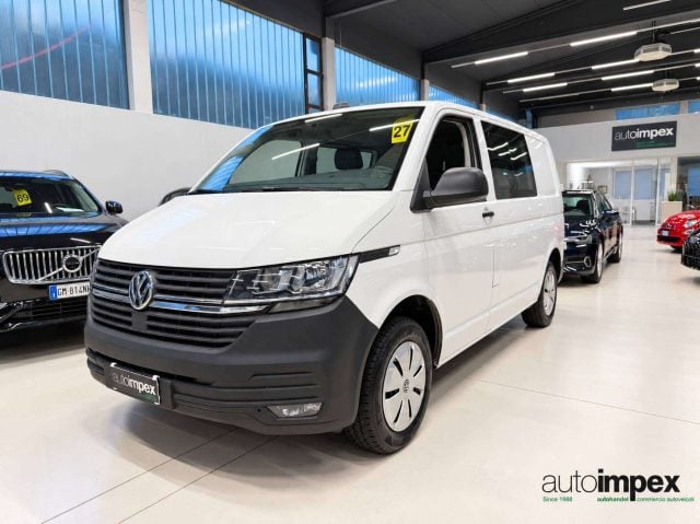 Volkswagen T6.1 Transporter 4 MOTION 5 POSTI + IVA - foto 3 di 4