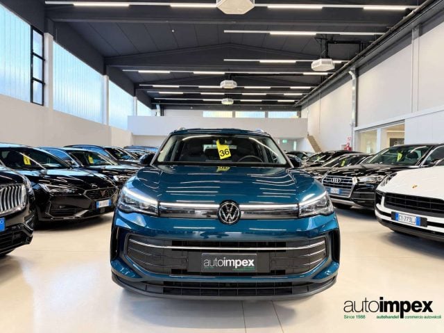 Volkswagen Tiguan 1.5 etsi 150cv dsg PANORAMA/IQ LIGHT/CAM - foto 2 di 4