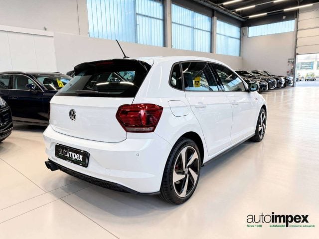 Volkswagen Polo GTI 2.0 tsi DSG 200cv - foto 4 di 4