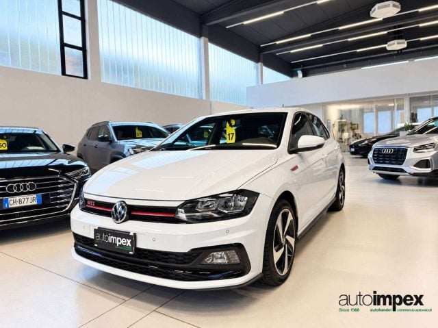 Volkswagen Polo GTI 2.0 tsi DSG 200cv - foto 3 di 4