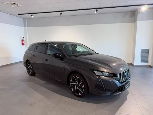 Peugeot 308 BlueHDi 130 S&S EAT8 SW Allure Pack - foto 2 di 4