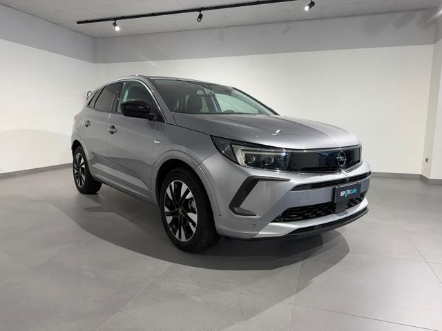 Opel Grandland 1.2 Turbo 12V 130 CV Business Elegance km 0 a ATENA LUCANA