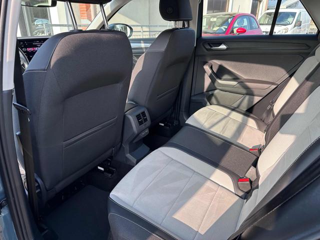 Volkswagen T-Roc 1.5 TSI ACT DSG Style, del 2023, 58.000 km, in vendita a Torre De  Roveri (BG)