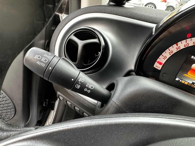 smart forTwo 70 1.0 twinamic cabrio Passion *NEOPATENTATI* usato a TORRE DE  ROVERI
