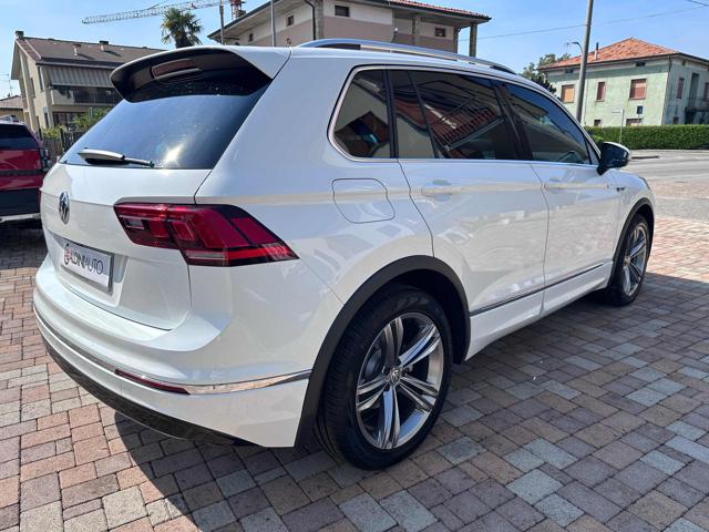 Volkswagen Tiguan 1.5 TSI Sport ACT BMT R-Line - foto 4 di 4