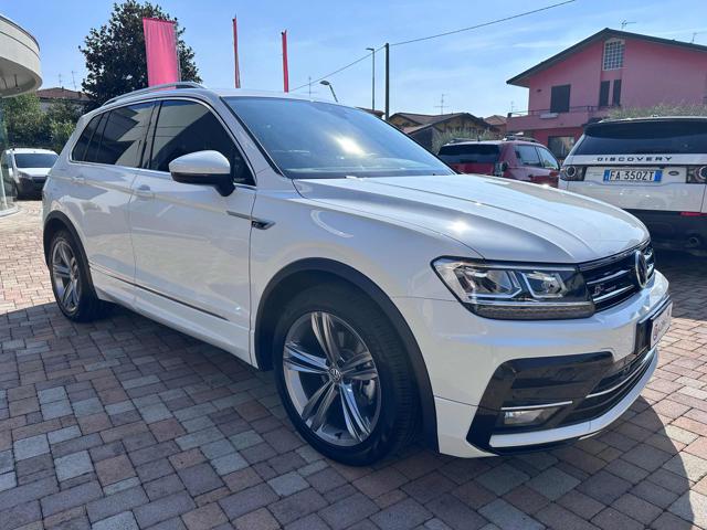 Volkswagen Tiguan 1.5 TSI Sport ACT BMT R-Line, del 2019, 22.000 km, in vendita a Torre De  Roveri (BG)