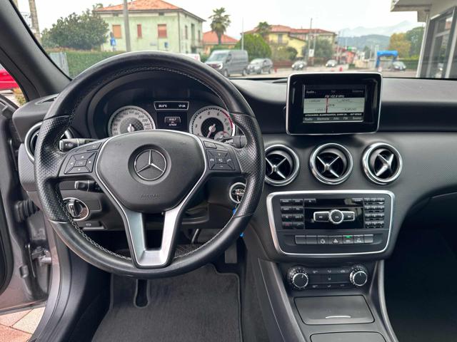 Mercedes-Benz A 250 Automatic Sport - foto 3 di 4