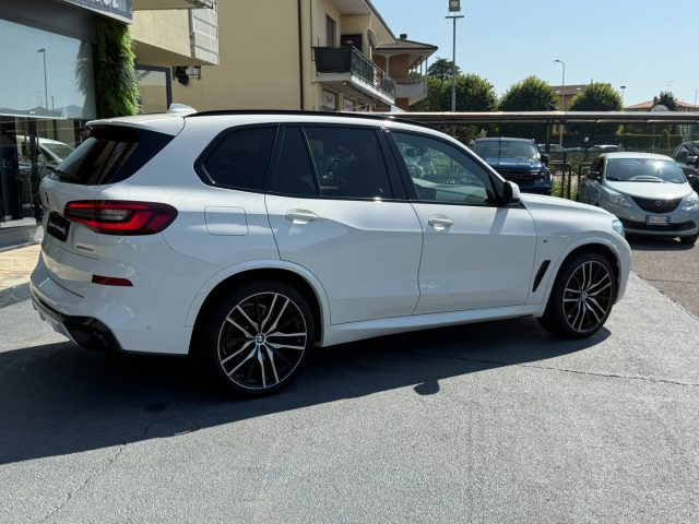 BMW X5 xDrive30d 48V Msport - foto 3 di 4