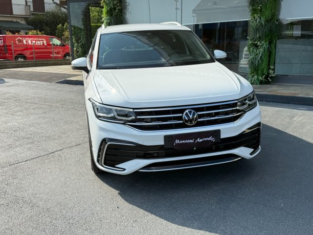 Volkswagen Tiguan 2.0 TDI 150 CV SCR DSG R-Line 4 MOTION - foto 2 di 4