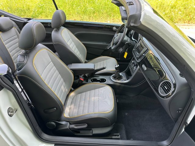 Volkswagen Beetle Cabrio 1.2 TSI DUNE UNICO PROPRIETARIO usato a SAN PAOLO D ARGON
