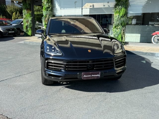 Porsche Cayenne Coupé 3.0 V6 E-Hybrid Platinum Edition IVA ESPOSTA - foto 2 di 4