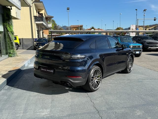 Porsche Cayenne Coupé 3.0 V6 E-Hybrid Platinum Edition IVA ESPOSTA - foto 4 di 4