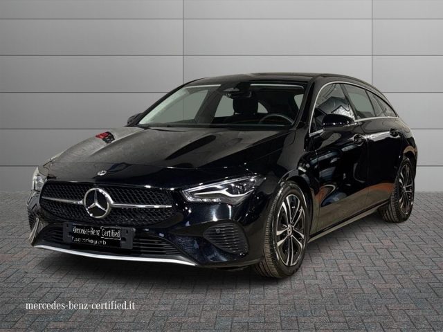 Mercedes-Benz CLA 180 d Automatic Shooting Brake Advanced usato a BOLOGNA
