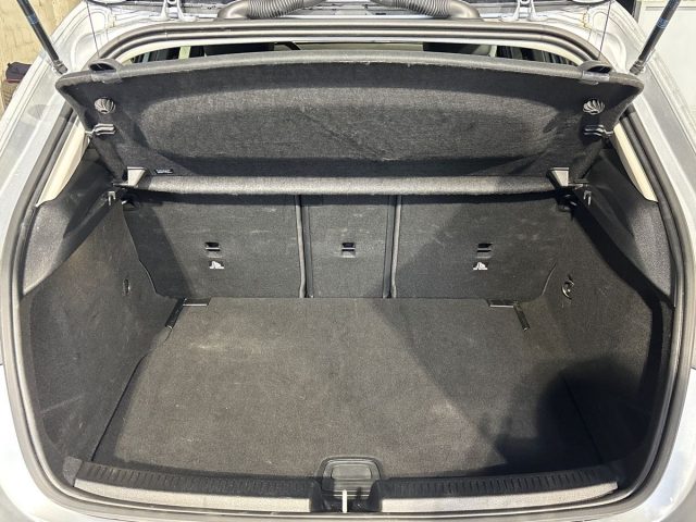 Mercedes-Benz A 180 d Automatic Advanced, del 2025, 22.848 km, in vendita a Bologna (BO)