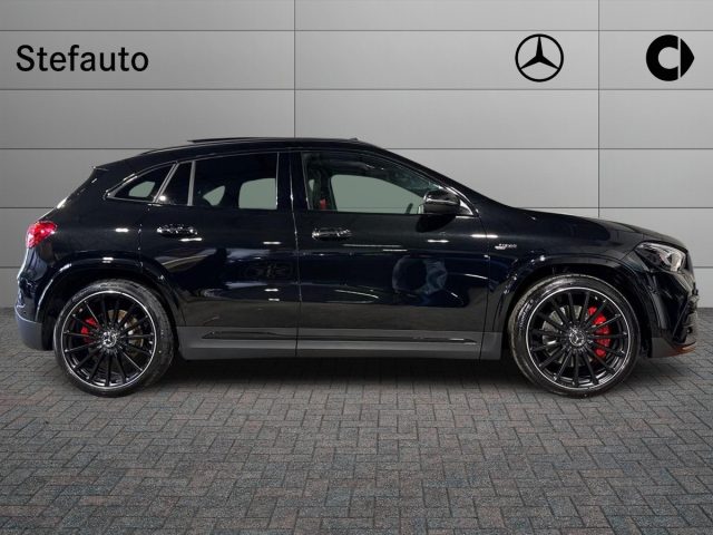Mercedes-Benz GLA 35 AMG 4Matic Premium - foto 2 di 4