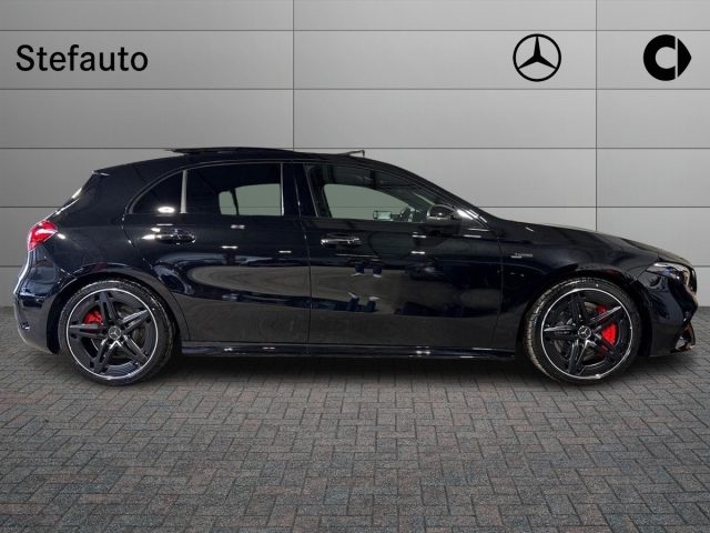 Mercedes-Benz A 35 AMG 4Matic Premium - foto 2 di 4
