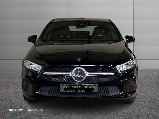 Mercedes-Benz A 180 d Automatic Sport - foto 3 di 4