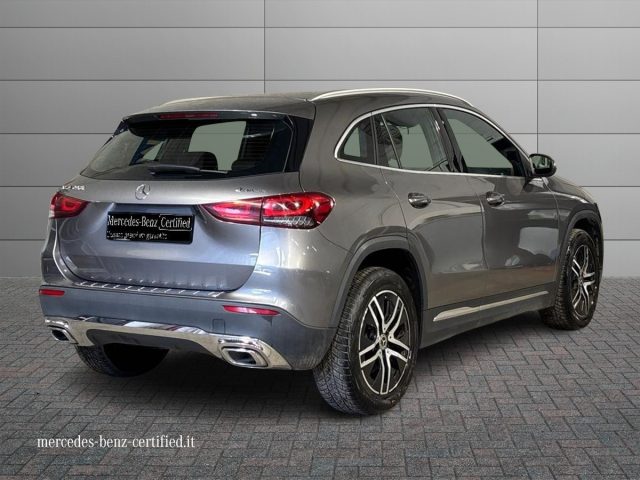 Mercedes-Benz GLA 250 Automatic 4Matic Sport Plus - foto 2 di 4