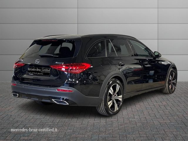 Mercedes-Benz C 220 d Mild hybrid 4Matic Premium All-Terrain - foto 2 di 4