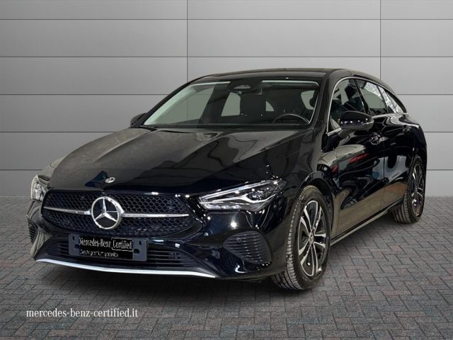 Mercedes-Benz CLA 180 d Automatic Shooting Brake Advanced usato a BOLOGNA