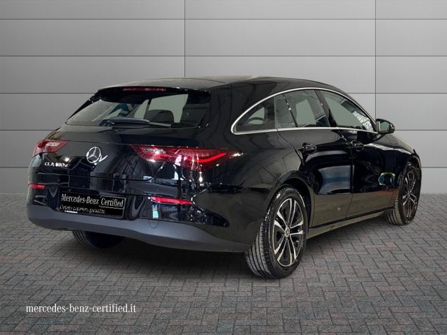 Mercedes-Benz CLA 180 d Automatic Shooting Brake Advanced - foto 2 di 4