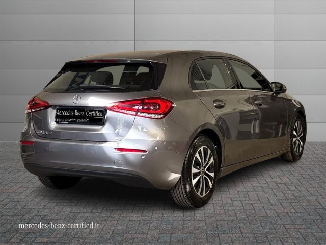 Mercedes-Benz A 180 d Automatic Business - foto 2 di 4