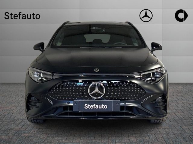 Mercedes-Benz CLA Shooting Brake 250+ EQ AMG Line Premium - foto 4 di 4