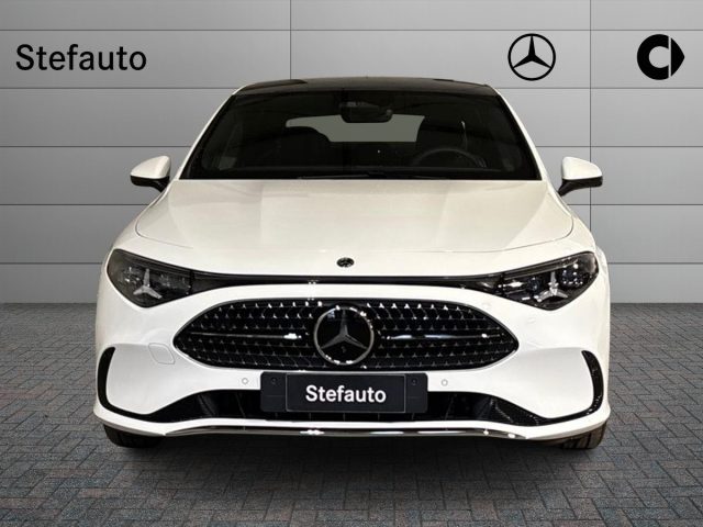 Mercedes-Benz CLA 180 Premium Auto - foto 4 di 4