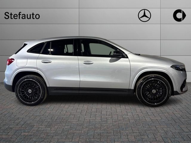Mercedes-Benz EQA EQA 250+ AMG Line Advanced - foto 2 di 4