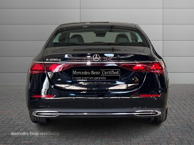 Mercedes-Benz E 200 d Mild hybrid Advanced - foto 4 di 4