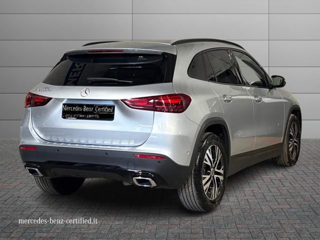 Mercedes-Benz GLA 200 d Automatic Progressive Advanced Plus - foto 2 di 4